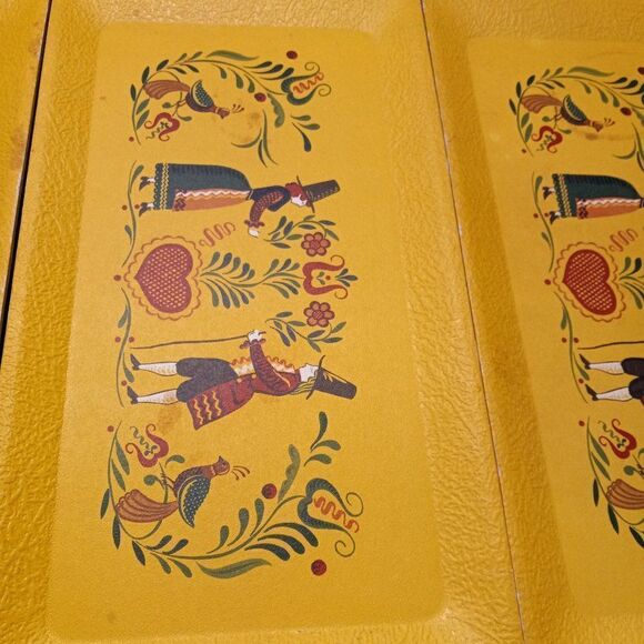 Vintage Kentley Yellow Lap Trays (4) Cottagecore Kitsch Grandmacore - Picture 8 of 11
